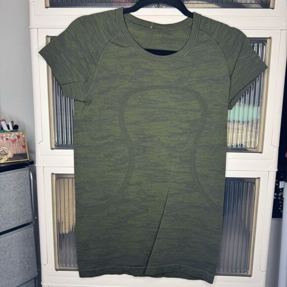 Lululemon Swiftly Tech Short Sleeve Crew, Hip Length, Dark Olive / Dark Olive, S - Picture 1 of 4